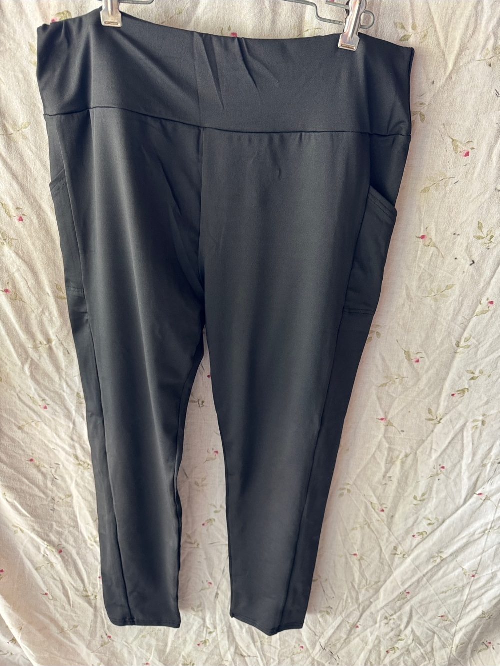 Black Women's Pull-On Ponte Pants